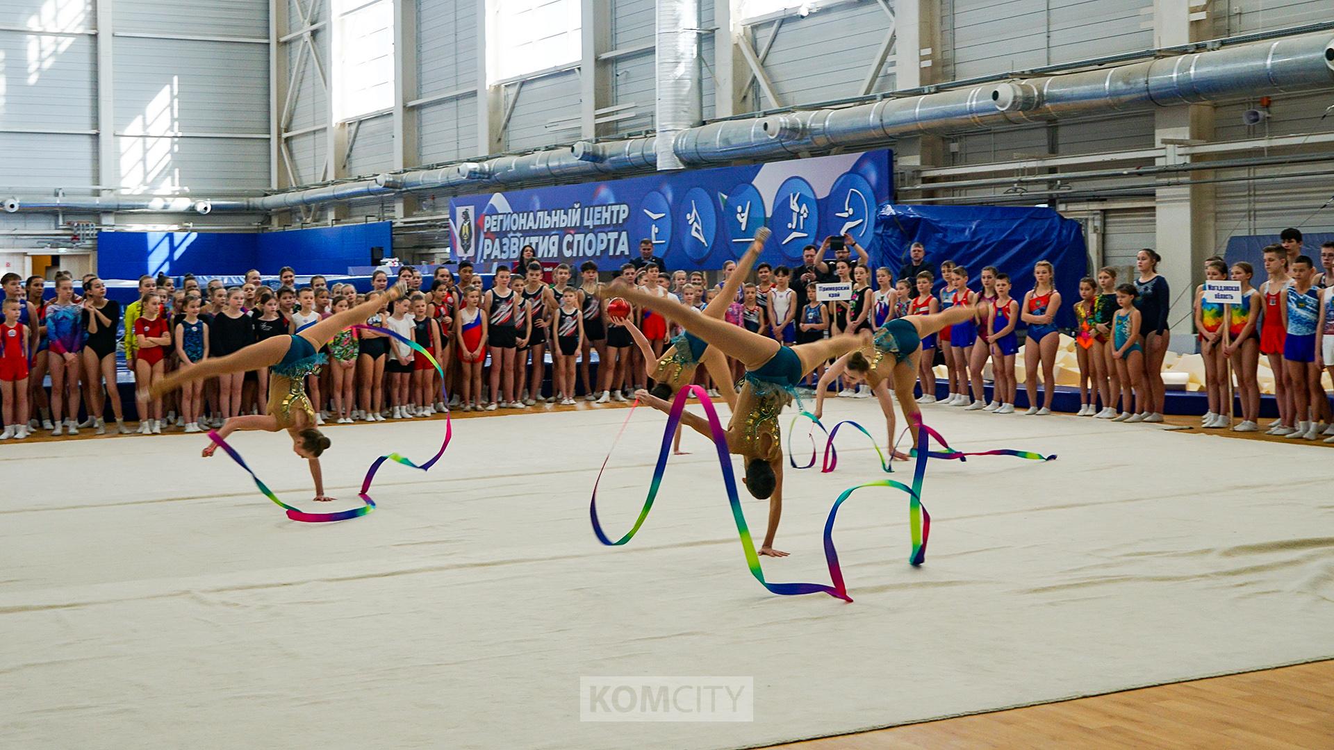 Дальневосточные соревнования по прыжкам на батуте стартовали в Комсомольске