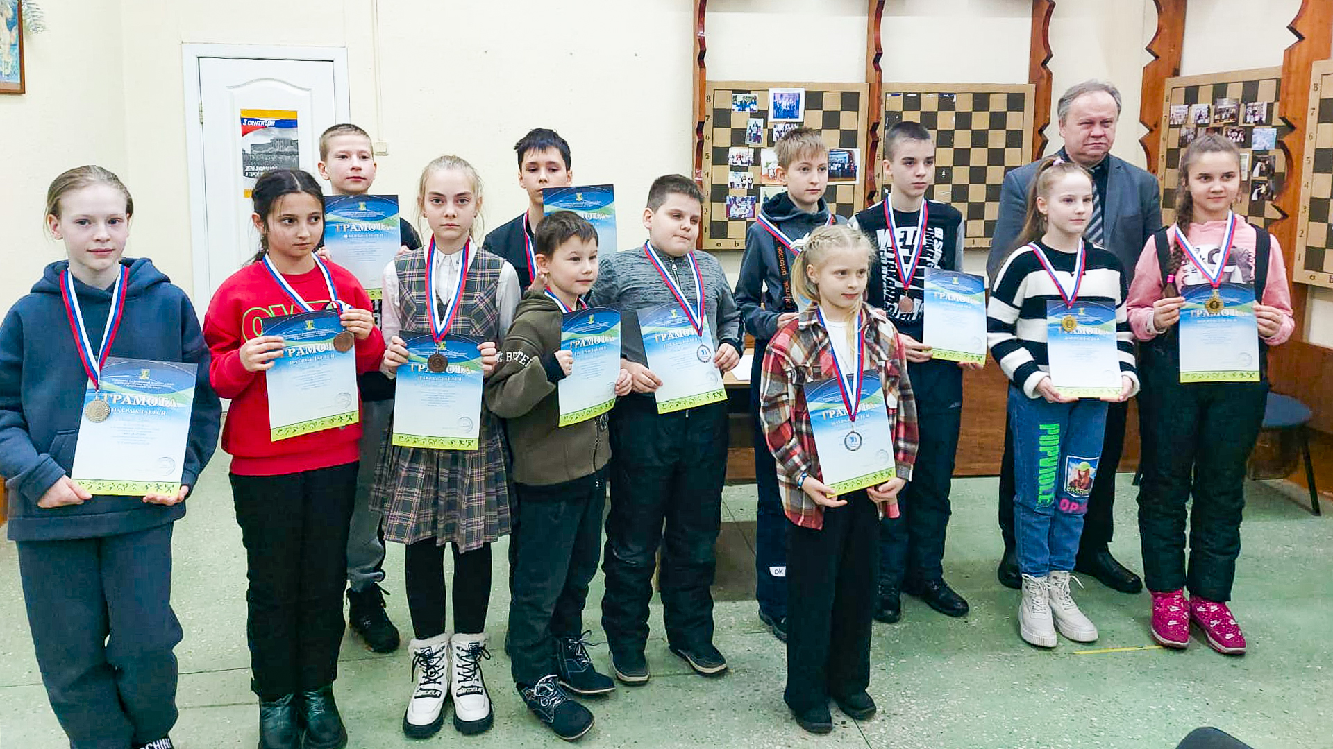 Команда школы №16 одержала победу в городских шахматных соревнованиях