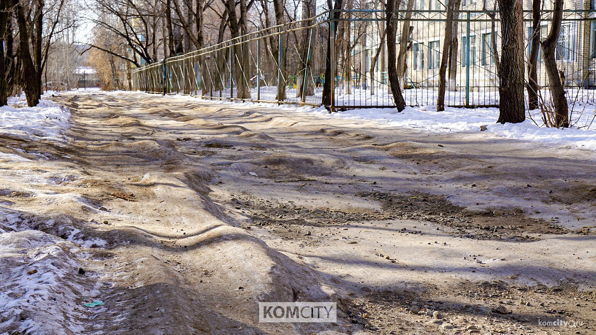 Минимум семь внутриквартальных проездов отремонтируют в этом году