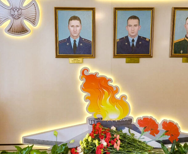Мемориальные доски погибшим бойцам установили в школе 23