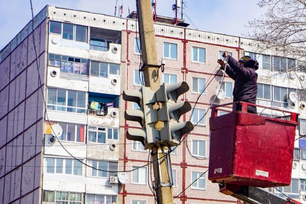 Три светофорных объекта отключат завтра в Комсомольске