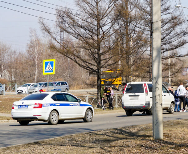 Дополнительную пешеходную фазу добавили светофору на перекрёстке Комшоссе — Базовая