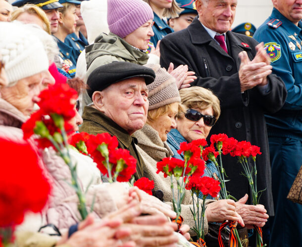 Военные годы вспомнили на возложении цветов к мемориалу АСЗ