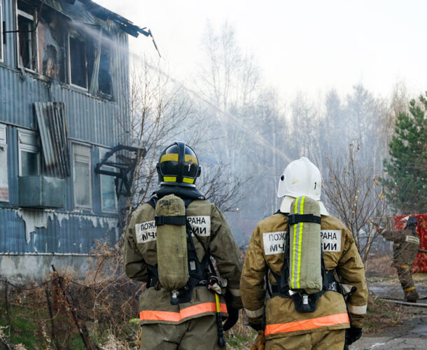 Двое маленьких детей погибли при пожаре в Берлине, их отцу удалось спастись