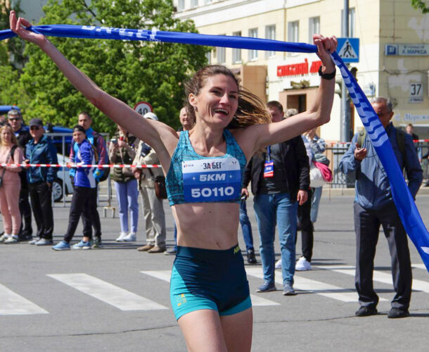 Комсомольчанка Лидия Жукова стала победительницей масштабных соревнований «ЗаБег» в Хабаровске