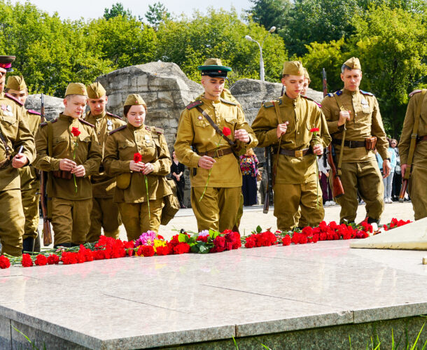 В память о защитниках Курской дуги к Вечному огню возложат цветы