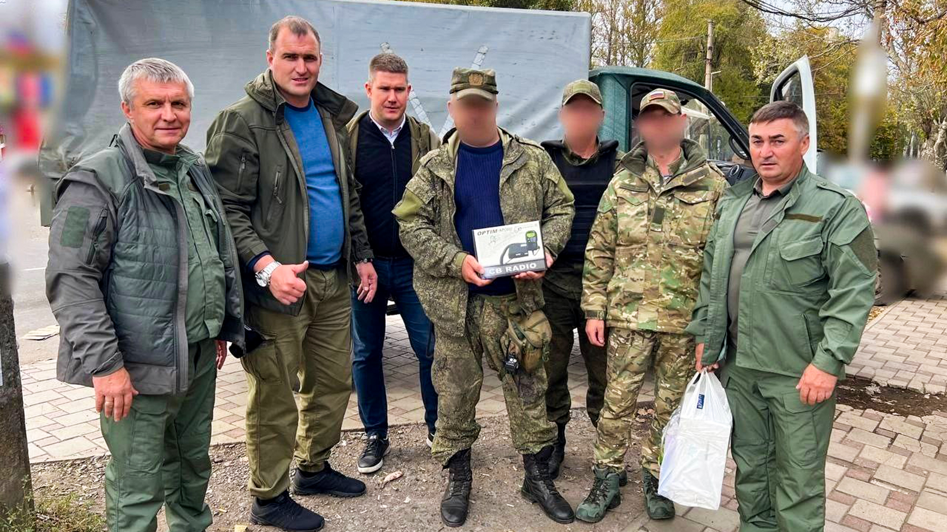 Гуманитарный груз доставили из Комсомольска на Донбасс
