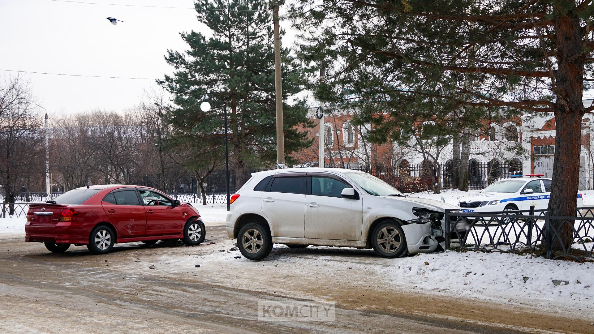 В столкновении на Копылова — Амурской пострадал виновник