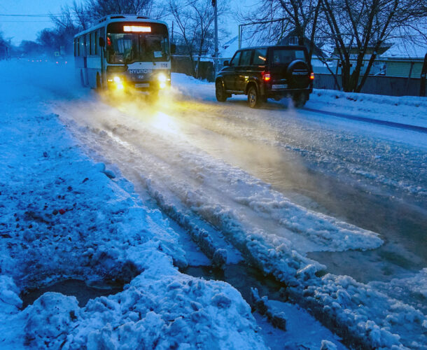 Шесть домов остались без воды из-за порыва на Московском