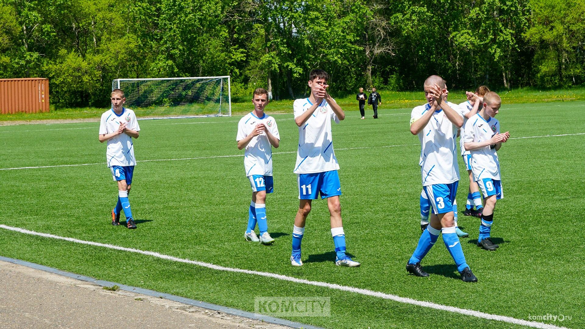 Комсомольск исключили из Дальневосточной юношеской футбольной лиги, но шанс вернуться ещё есть