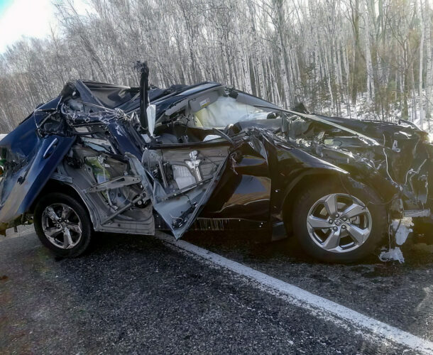 На Хабаровской трассе снова серьезное ДТП со снегоуборочной техникой