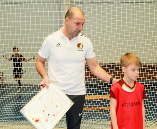 Экс-тренер «Смены» и «Дальстроидустрии» займётся в Комсомольске детским футболом
