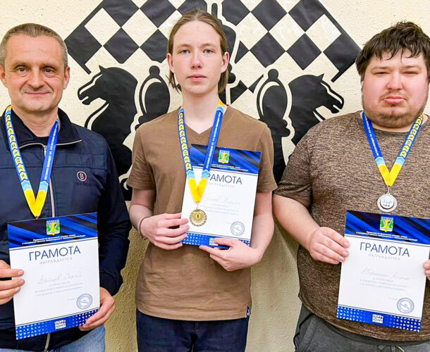 Учащийся Инженерной школы стал победителем шахматного турнира памяти Виталия Баландина