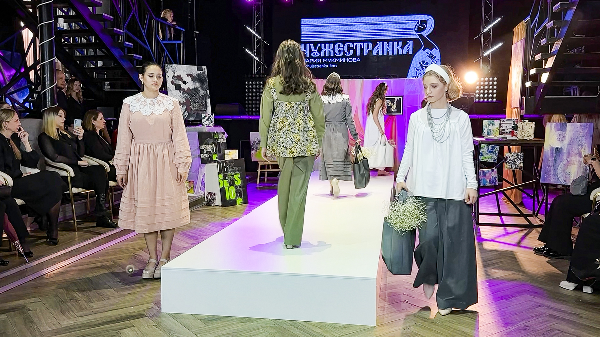 Восемь модных коллекций представили на показе «Fashion show’24» в Инлайфе