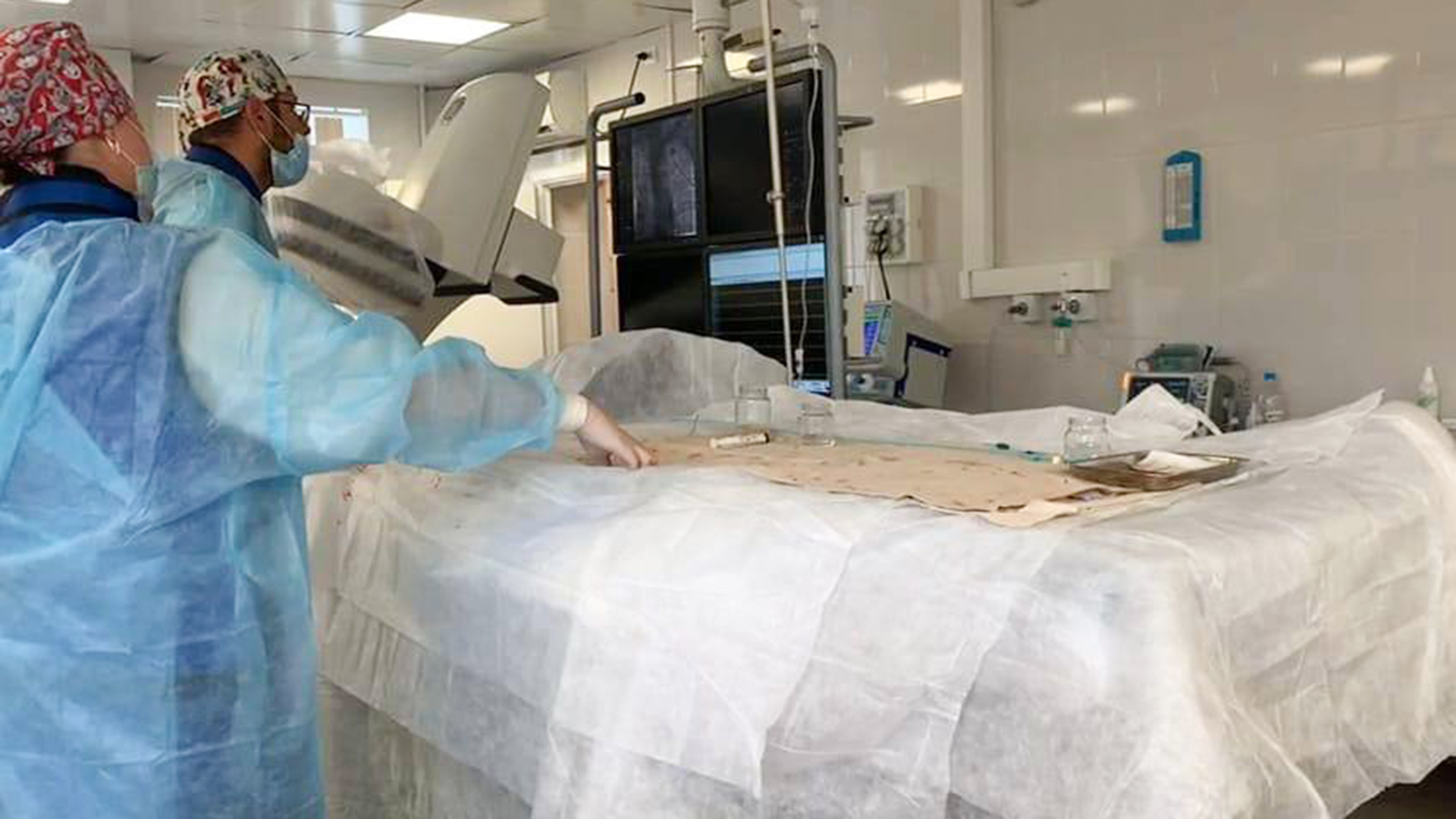 В Горбольнице №7 впервые провели операцию по стентированию сонной артерии 