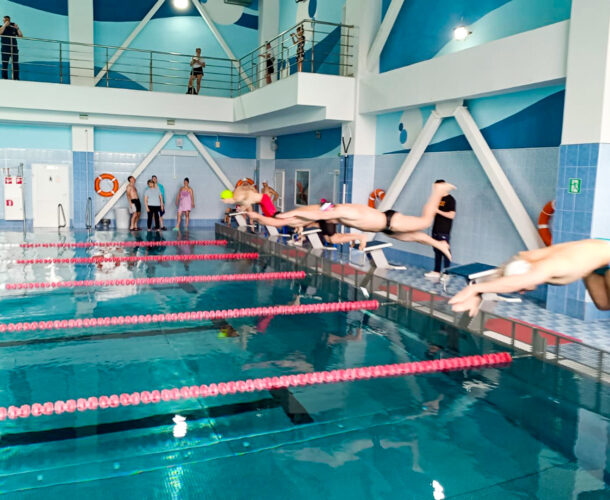 Динамовские соревнования по плаванию прошли в бассейне «Амур»