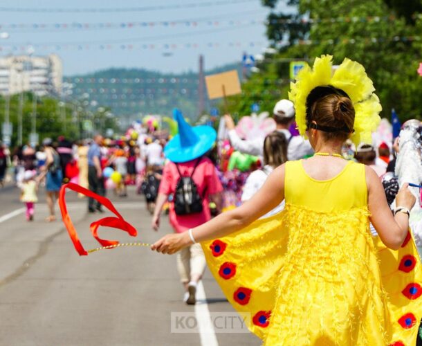Костюмированный парад «Семейный движ» перенесли на воскресенье, 21 июля