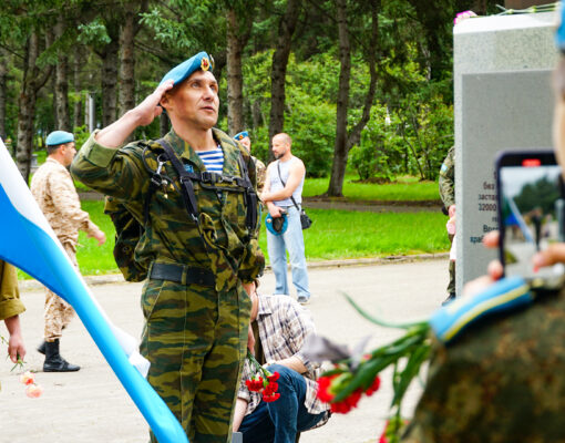 На Хумминском насмерть сбили пешехода, личность погибшего до сих пор не установлена