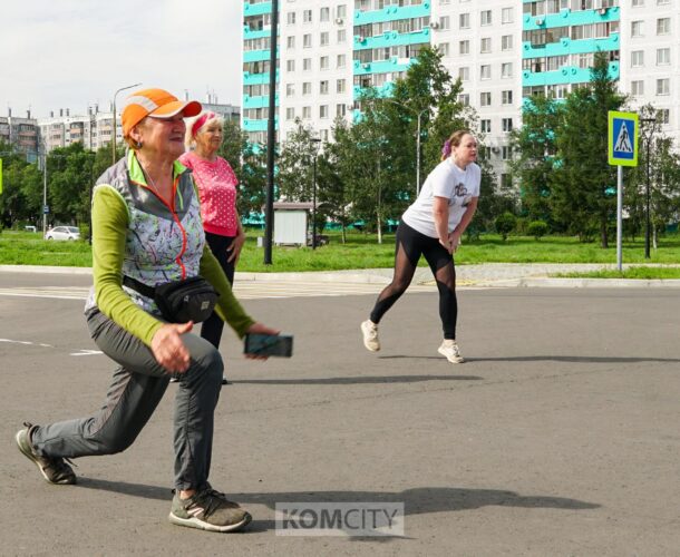 Чемпионки по спортивной акробатике проведут очередную субботнюю зарядку на Победе