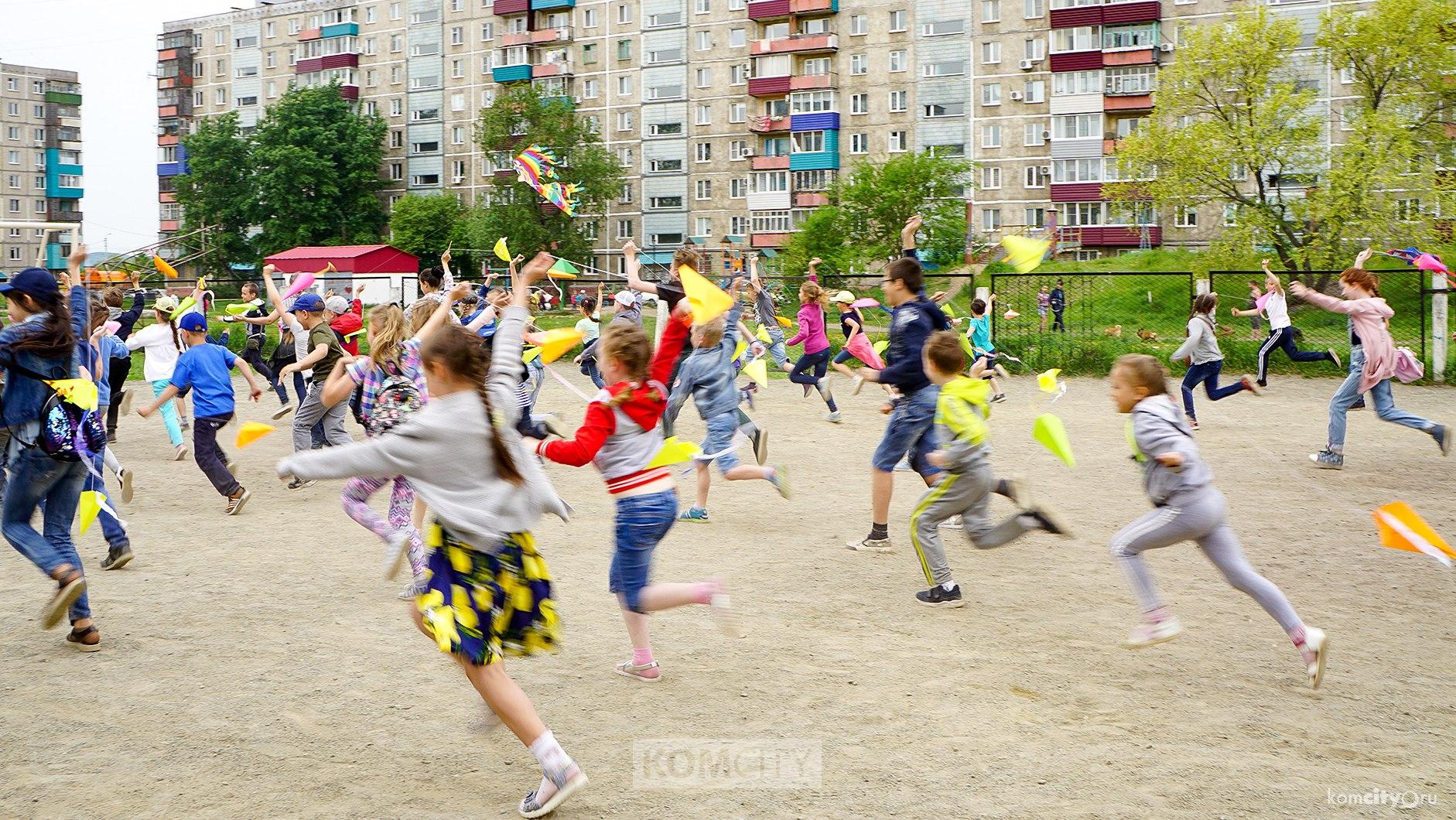 Фестиваль воздушных змеев проведут на Театральной площади 1 сентября