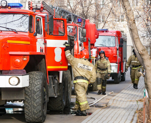 Из пожара на Октябрьском спасли четырёх человек, но погибли домашние животные