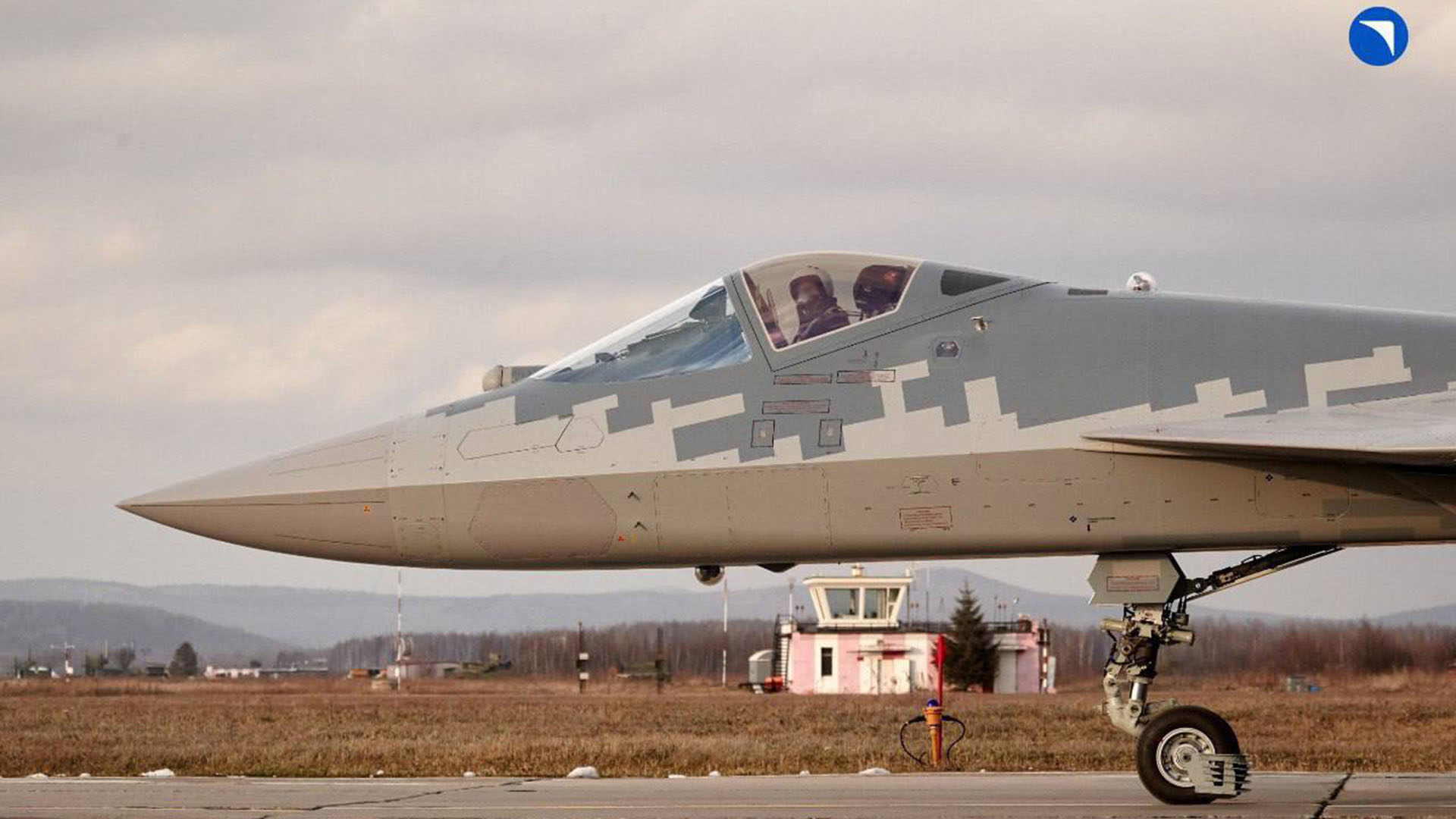 Комсомольские авиастроители передали Минобороны очередную партию Су-57 и Су-35С