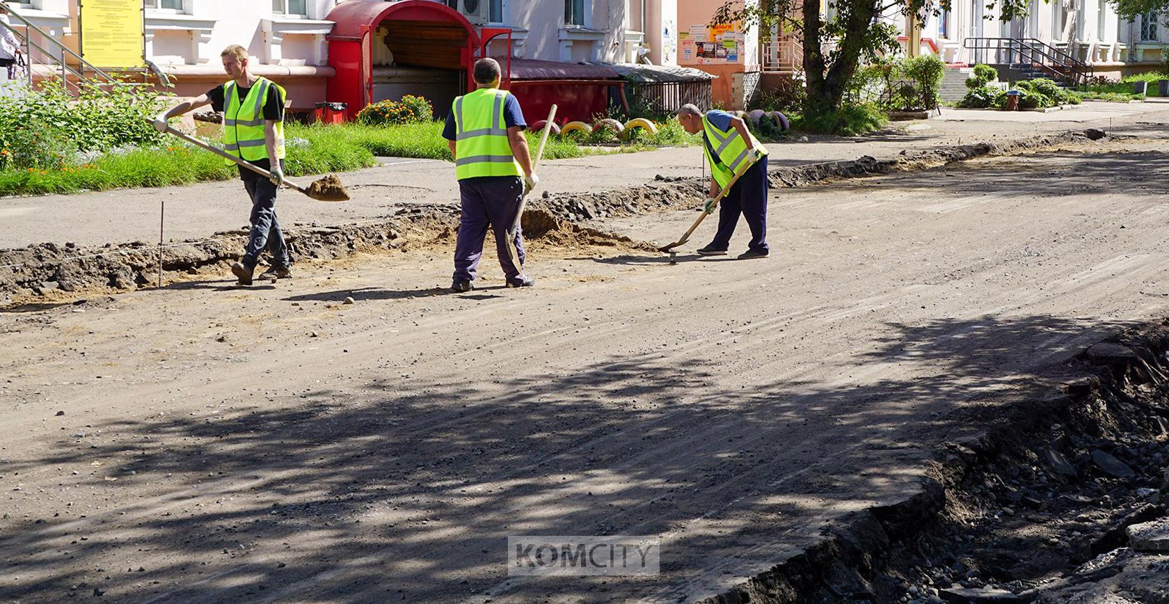 Задать вопросы по ремонту дорог в Комсомольске можно на интернет-конференции с начальником УДД