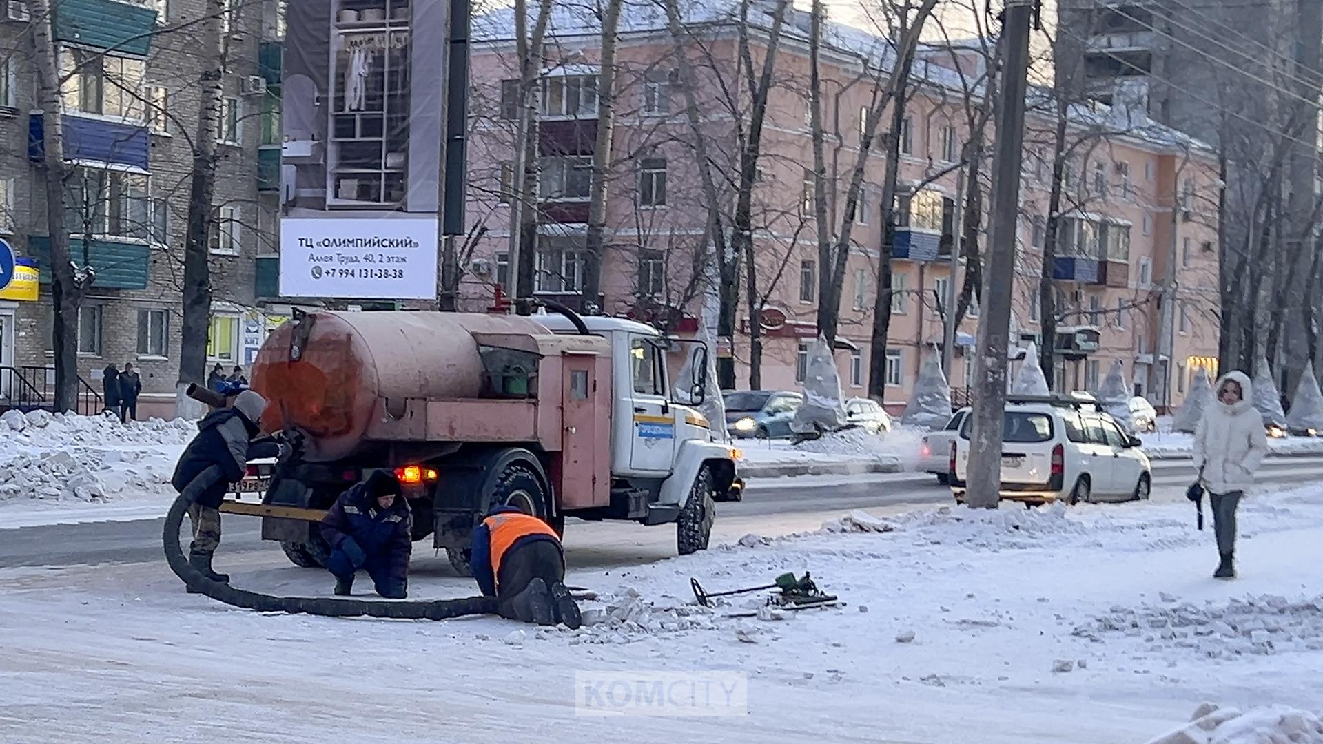 Из-за порыва на Севастопольской 10 домов остались без воды