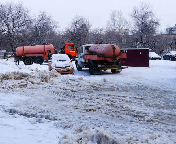 13 домов остались без воды из-за коммунального порыва на Новом Ленина