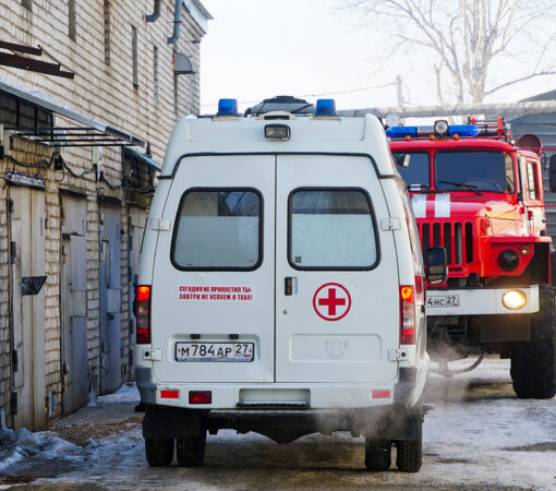 Пожарные получили ожоги из-за взорвавшейся бочки с бензином