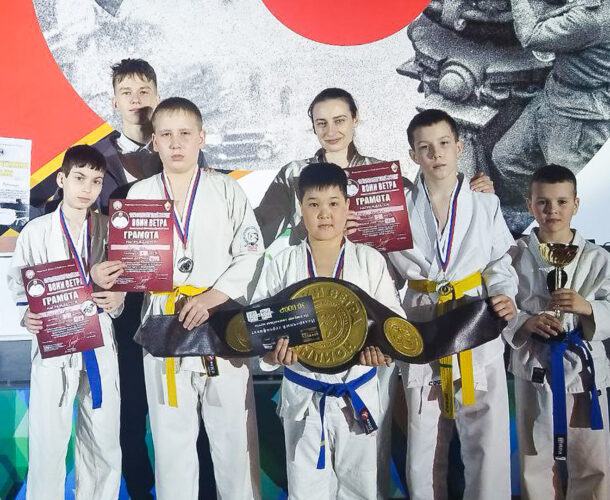 Комсомольские каратисты вернулись с победами с дальневосточных соревнований «Воин ветра»