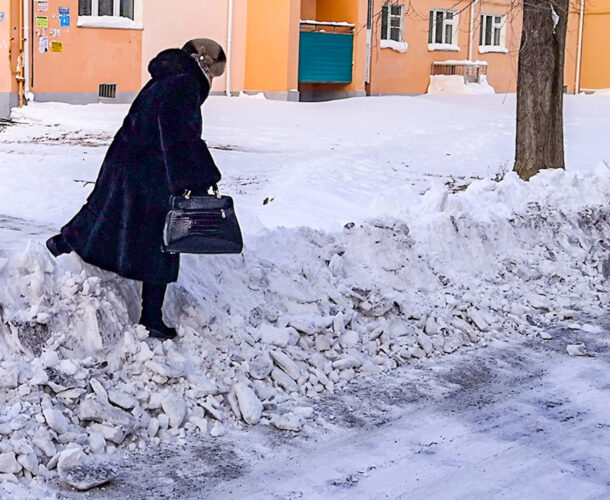 Комсомольскую «управляйку» оштрафовали за плохую очистку дворов от снега и несвоевременный ремонт общедомового имущества
