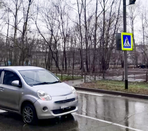 Школьника на самокате сбили на Ленинградской