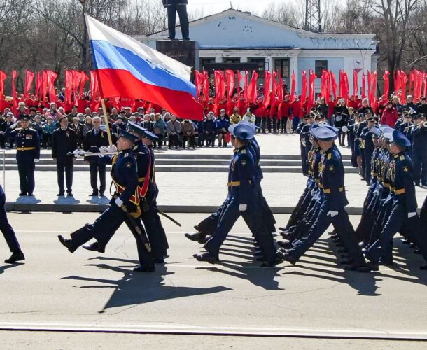 Построение военных на 9 Мая отменено, но Марш Памяти и шествие Бессмертного полка состоятся