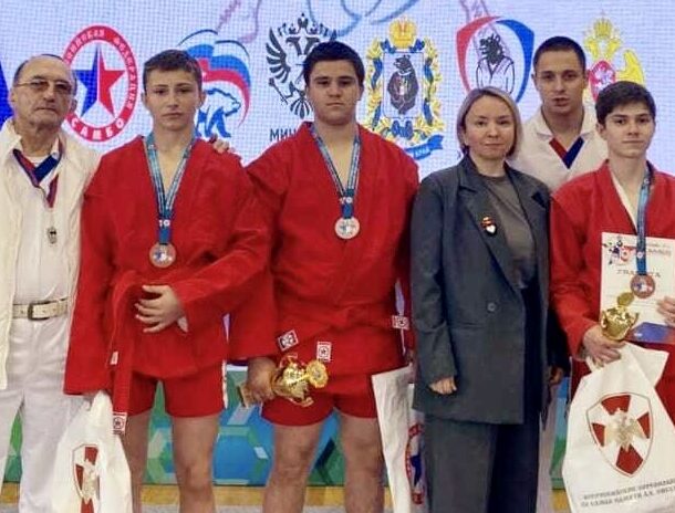 Комсомольчане взяли медали всероссийских соревнований по самбо