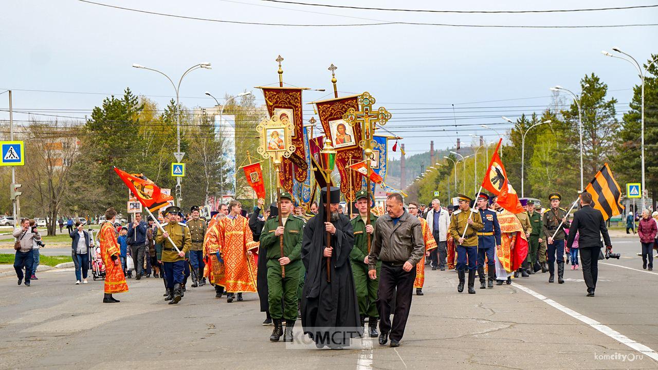 Завтра по проспекту Первостроителей пройдёт Крестный ход, с 9-ти утра движение будет перекрыто