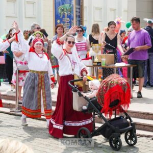 Как семьям с детьми получить господдержку — в Хабаровском крае разработали электронный справочник про помощь семьям