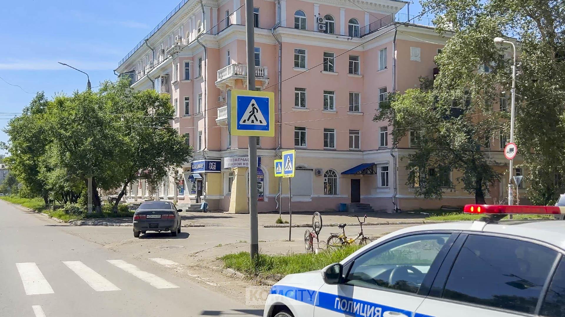 12-летняя девочка на велосипеде попала под колёса на Дзержинского