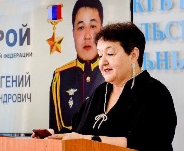 На здании Строительного колледжа хотят установить мемориальную доску Герою России Евгению Яну