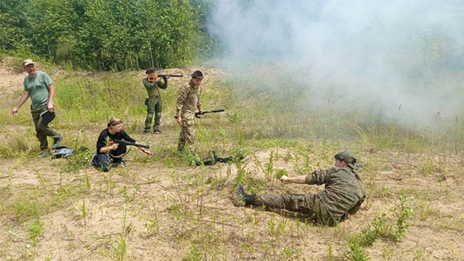 Комсомольские курсанты почувствовали себя спецназовцами в городской военно-тактической игре