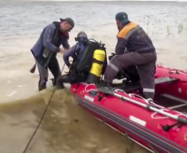 Водолазы приступили к поискам пропавших в Амурске подростков 