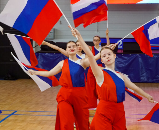 Праздник ко Дню флага прошёл в Ленинском округе