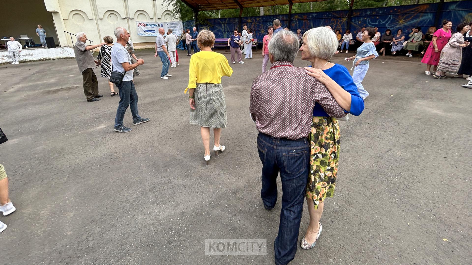 Последний летний ретро-вечер пройдёт в эту пятницу в парке Судостроителей 