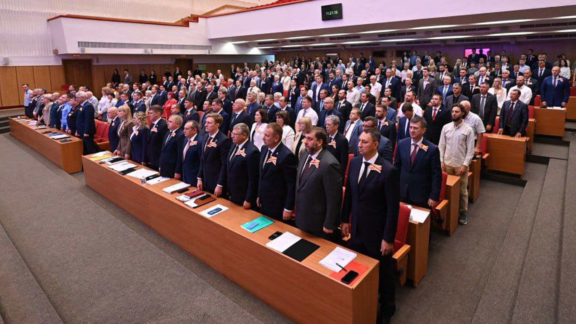 Пожарному из Комсомольска вручили медаль «За заслуги перед Отечеством»