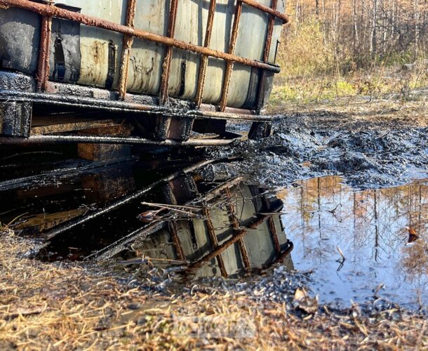 Найденный в прошлом году розлив нефтепродуктов у детского лагеря «Буревестник» до сих пор не ликвидировали