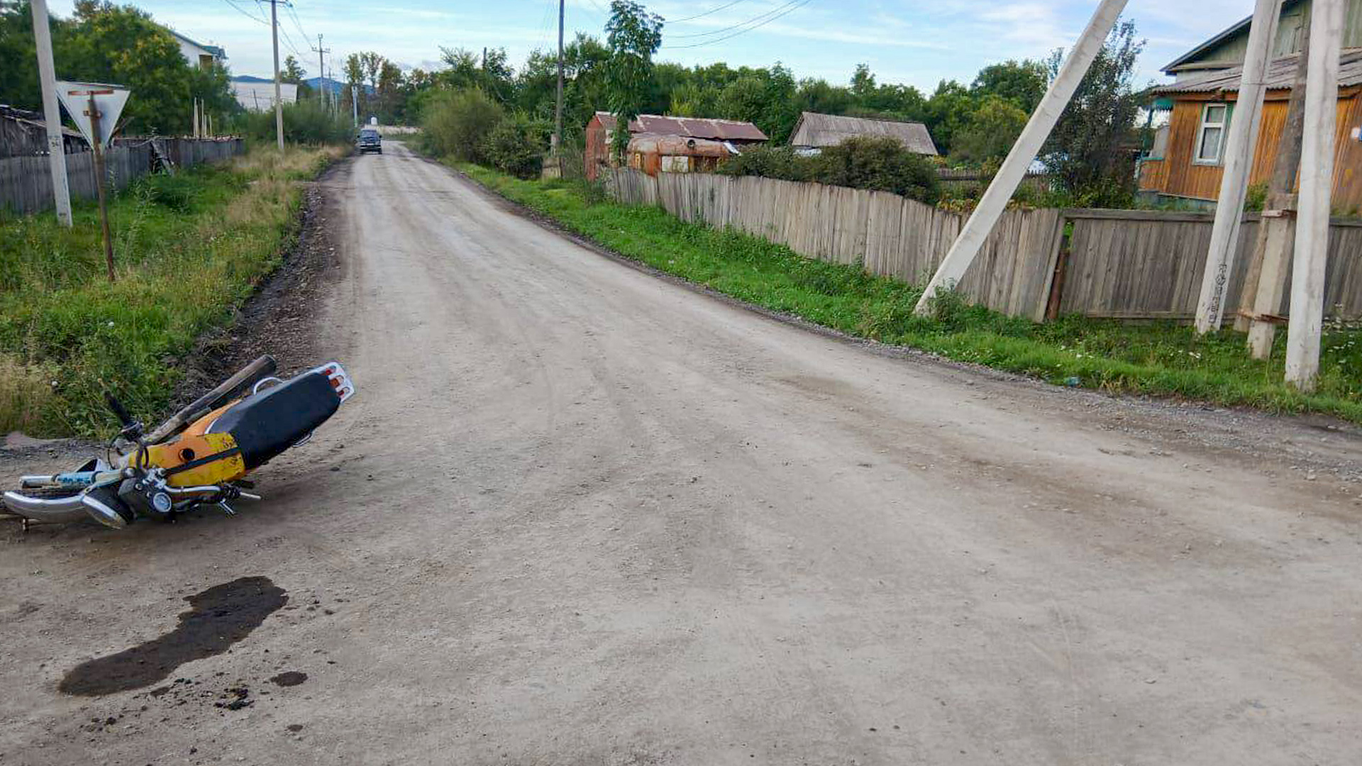 Два несовершеннолетних мотоциклиста пострадали в ДТП в Амурском районе