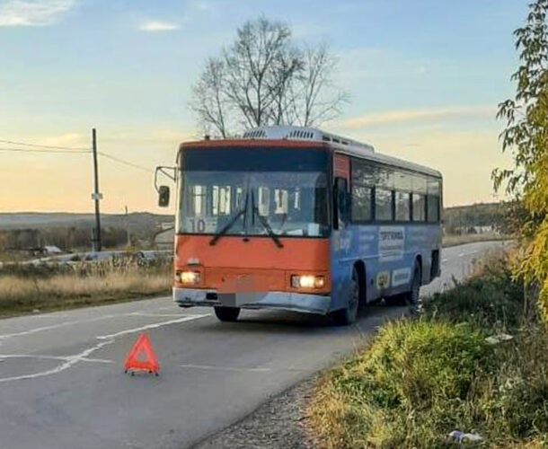Подросток на мопеде спровоцировал ДТП с автобусом в Таёжке