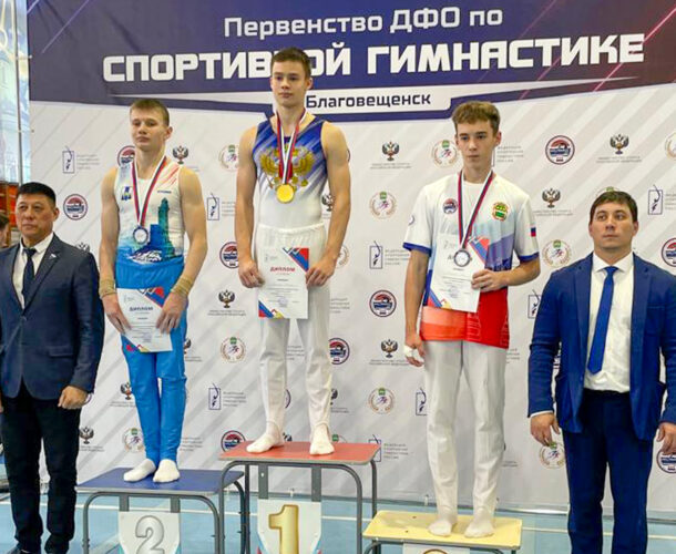 Комсомольский гимнаст отобрался на первенство России