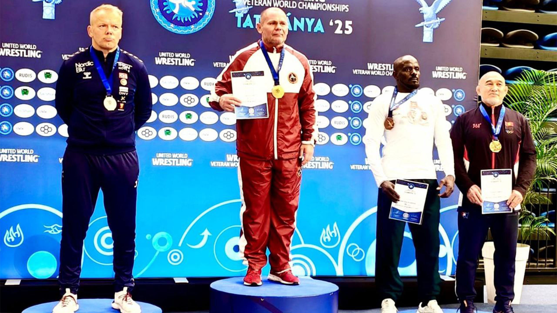 Комсомольчанин Василий Ювкин стал двукратным чемпионом мира по вольной борьбе