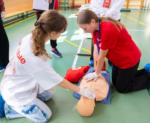 Команда Строительного колледжа вышла в финал Всероссийского чемпионата по оказанию первой помощи